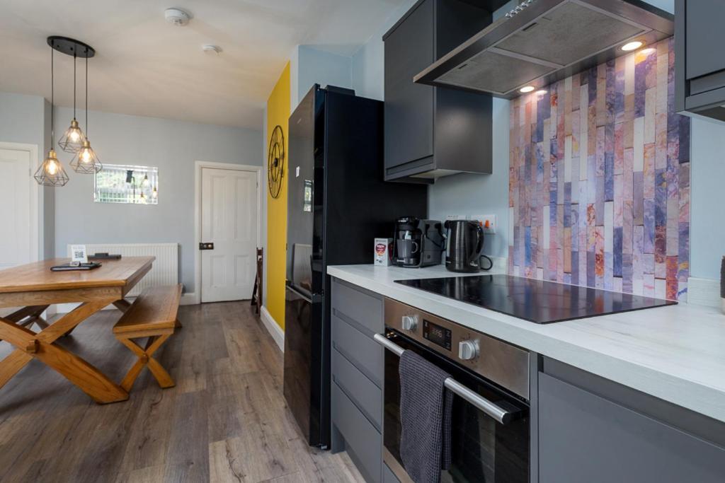 Modern Comfort-Family-Friendly-Near City & Peaks 谢菲尔德 外观 照片